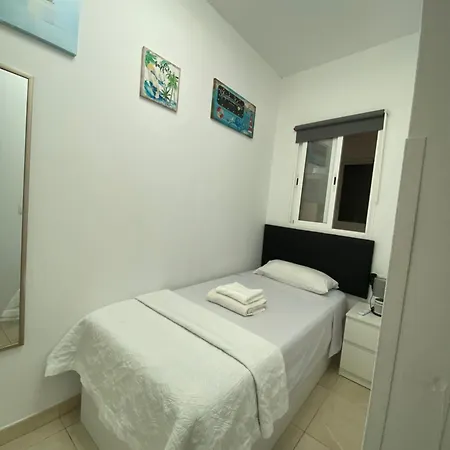 Singol In Shared In Cristianos Playa Vistas * Arona (Tenerife)