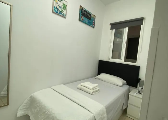 Singol In Shared In Cristianos Playa Vistas * Arona (Tenerife)