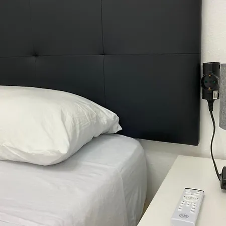 Δωμάτια σε οικογενειακή κατοικία Singol In Shared In Cristianos Playa Vistas *